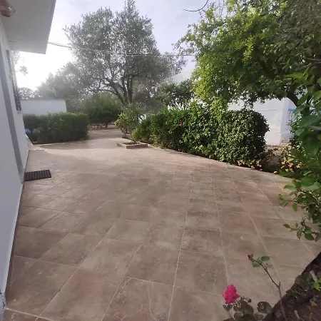 公寓 Kolymbia Cottage *